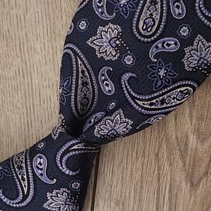 DANIEL CREMIEUX Limited Edition‎ Numbered 7 FOLD Metallic Navy Paisley Silk Tie